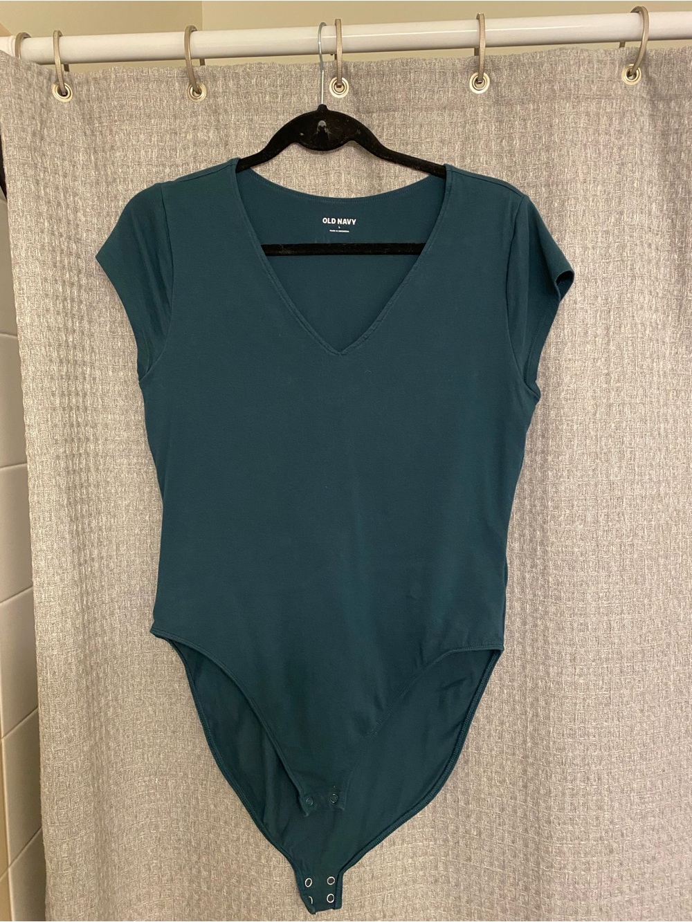 Old Navy Green V-Neck Cap Sleeve Bodysuit